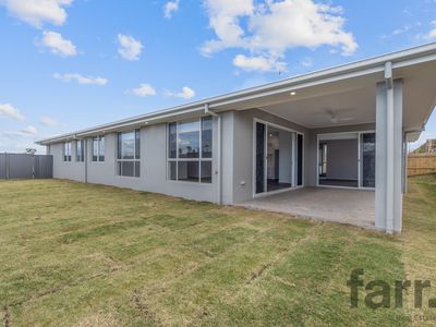 45 Outlook Boulevard, Gleneagle