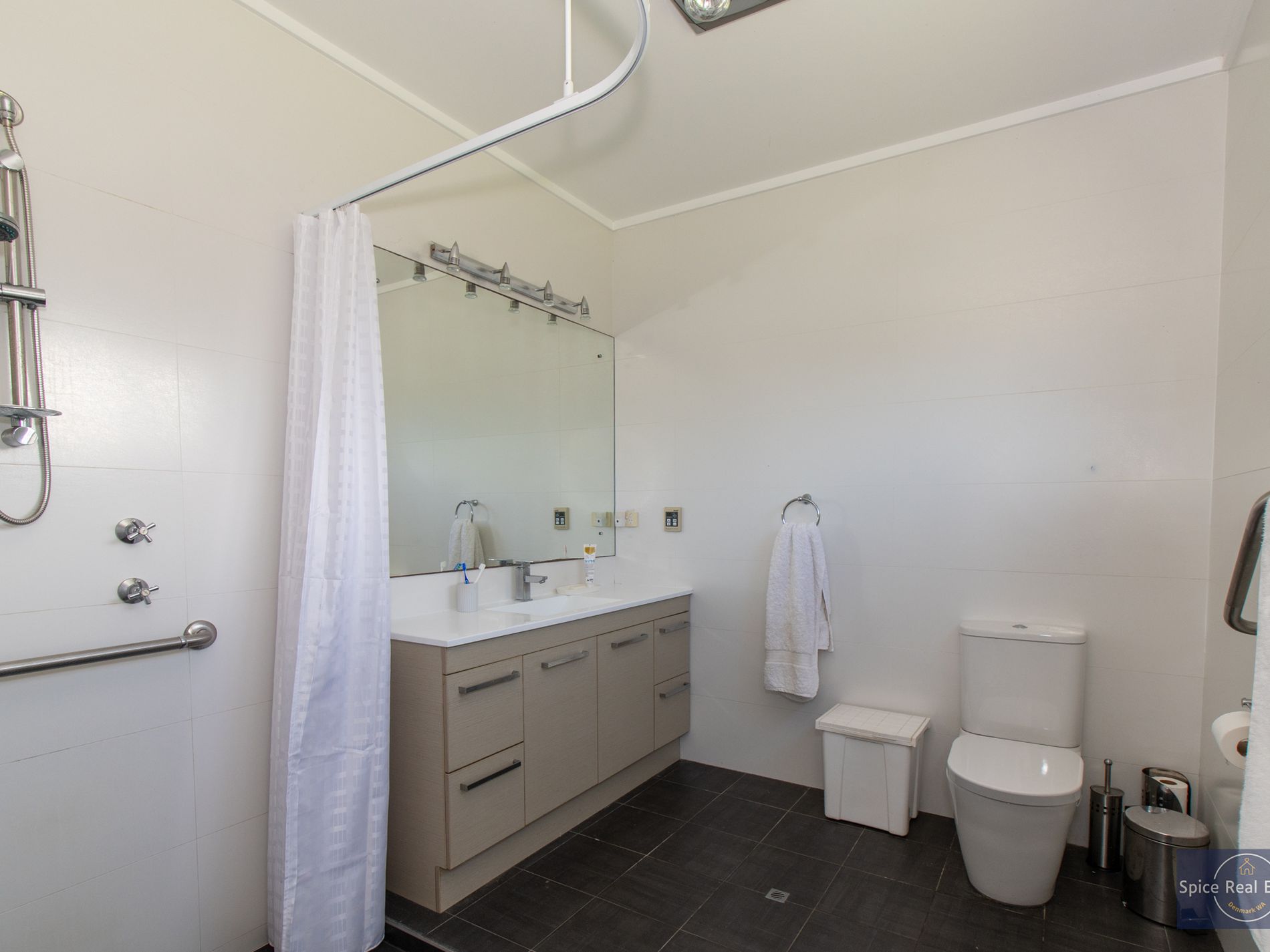 180 Woodward Heights, Hay