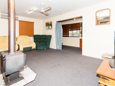 9 McGill Street, Basin Pocket