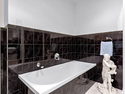 4E/175 Hurstmere Road, Takapuna