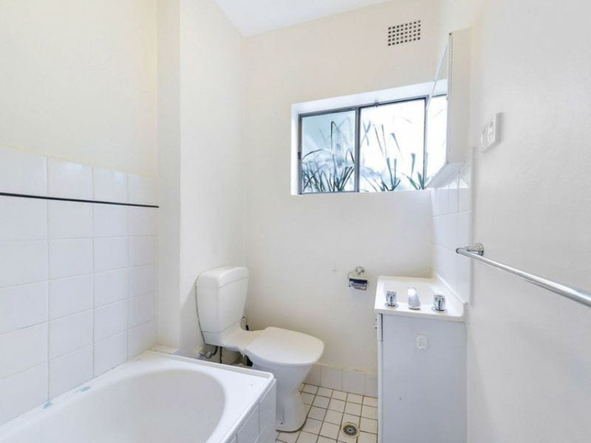 30 / 104 Alice Street, Newtown
