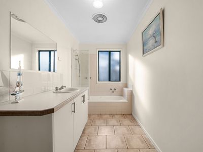 2 Crowe Street, Port Fairy