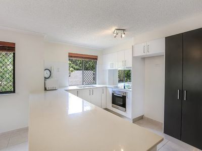 7 / 12-14 Lindsay Street, Alexandra Headland