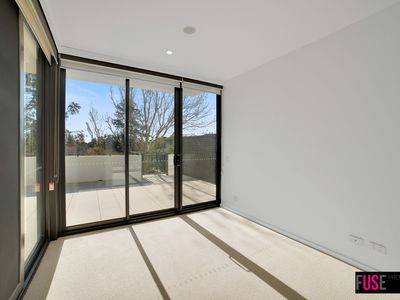 15 / 7 Light Street, Griffith