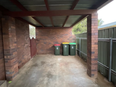 12 Beveridge Crescent, Dubbo
