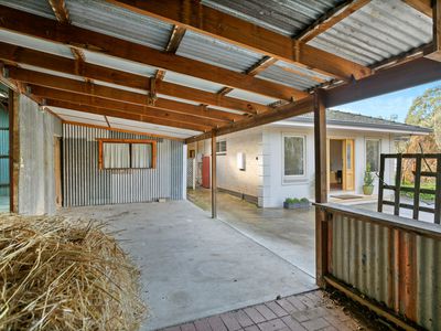 111 Mount Barker Road, Hahndorf