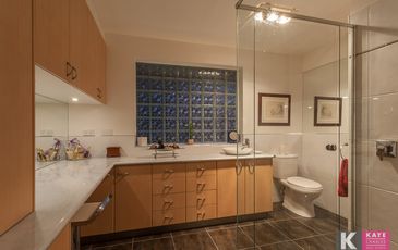 2 Sutherland Road, Beaconsfield Upper