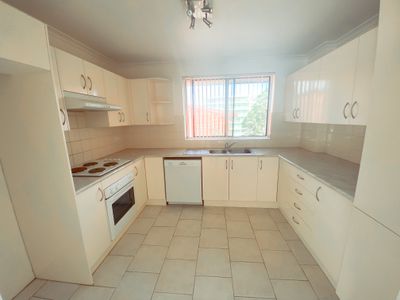 9 / 30 Kembla Street, Wollongong
