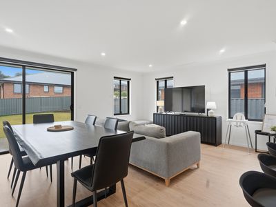 44 Deavan Drive, Shorewell Park