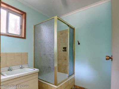 10 Janine Ct, Flaxton
