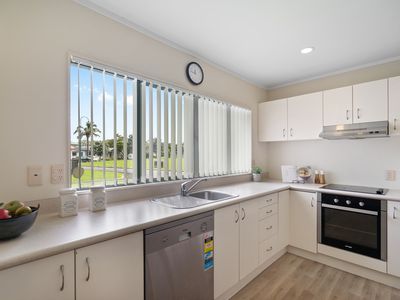 5 Neta Grove, Henderson
