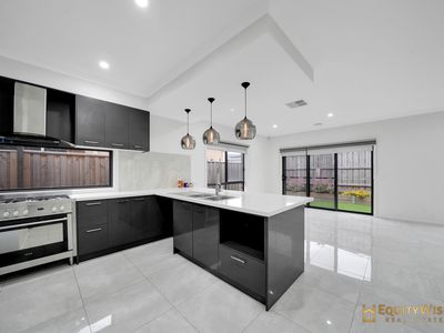 45 Stanmore Crescent, Wyndham Vale