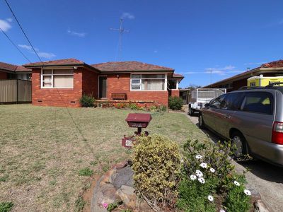 42 Peachtree Avenue, Constitution Hill