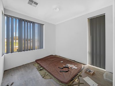 21 Cathedral Approach, Secret Harbour