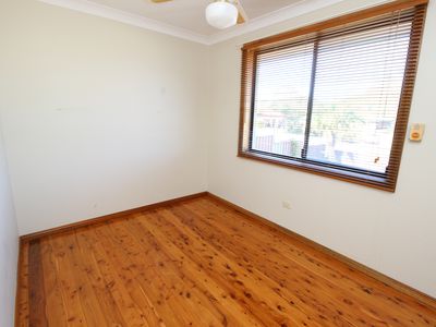 18 Rowley Avenue, Mount Warrigal