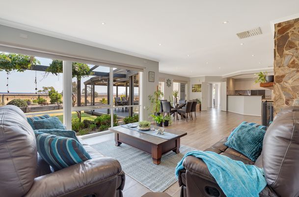 45 The Ridge, Oaklands Junction