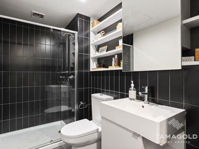 703 / 240 BARKLY STREET, Footscray