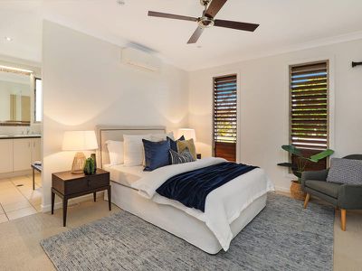 7 Bonaire Court, Kawana Island