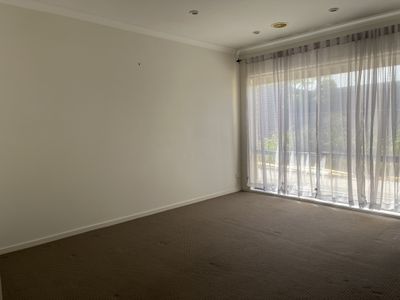 11 Grebe Court, Lara