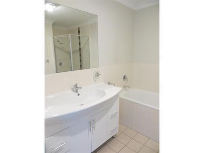 26 / 51-59 Princes Highway, Fairy Meadow