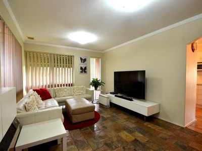 70 Hilton Crescent, Maddington