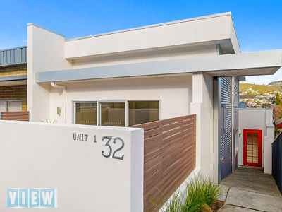 1 / 32 Bath Street, Battery Point