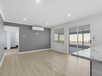 24 Peppermint Drive, Worrigee