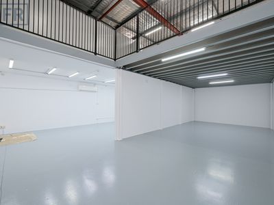 4 / 84 Barberry Way, Bibra Lake