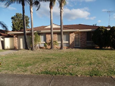 10 Albatross Avenue, Hinchinbrook