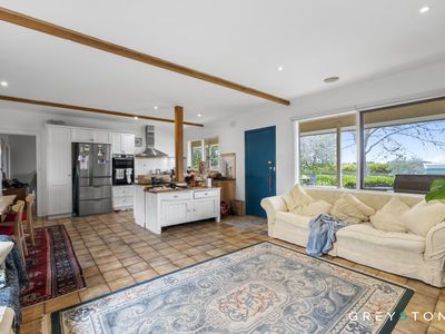 65 Mundy Road, Sunbury