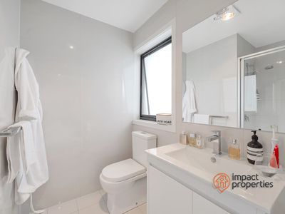 6 / 2  ROUSEABOUT STREET , Lawson