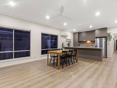 76 Nicklaus Parade, North Lakes