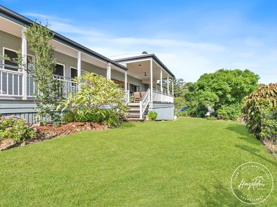 27 Jordana Place, Glass House Mountains