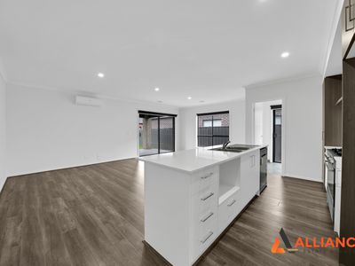 21 Skeleton Avenue, Truganina