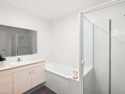 22 Galleon Circuit, Bucasia