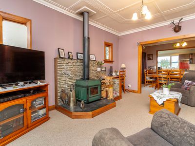 102 Preston Crescent, Belleknowes