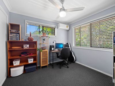 1 / 2 Denison Court, Capalaba