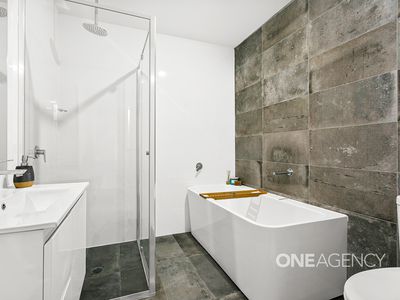 3 / 41a Tripoli Way, Albion Park