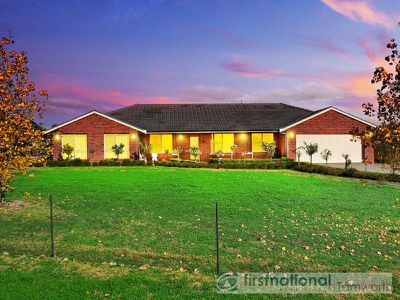 9 Barrington Drive, North Tamworth