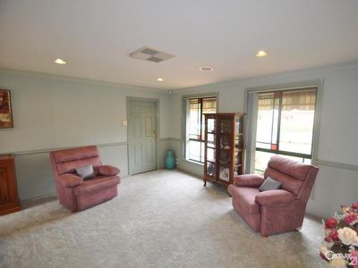 42 Twickenham Drive, Dubbo
