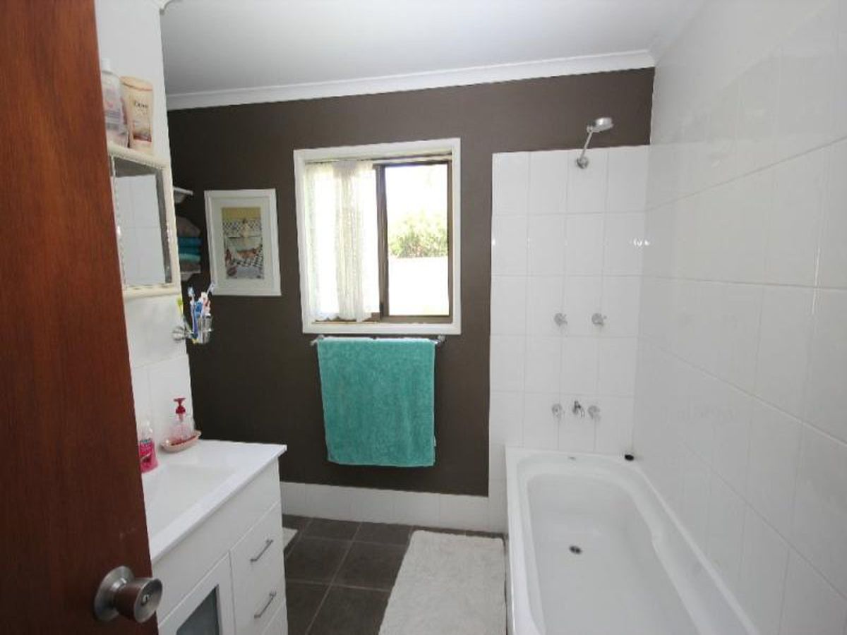 4 Pershing Pl, Tanilba Bay, Tanilba Bay - Thumbnail 8