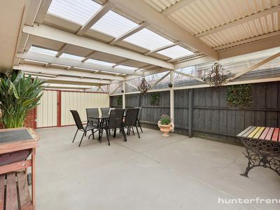 4 Kensington Crescent, Altona Meadows