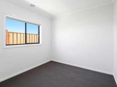 22 Cushion Way, Tarneit