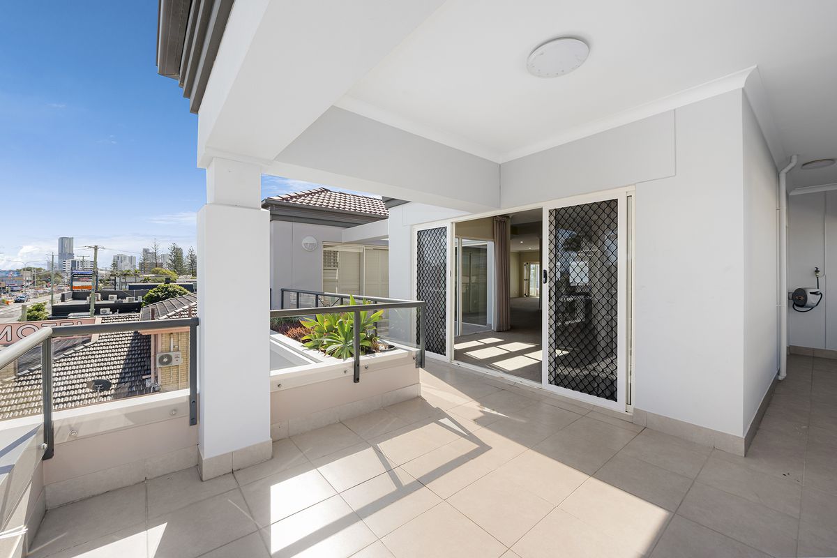 7 / 2367 Gold Coast Highway, Mermaid Beach