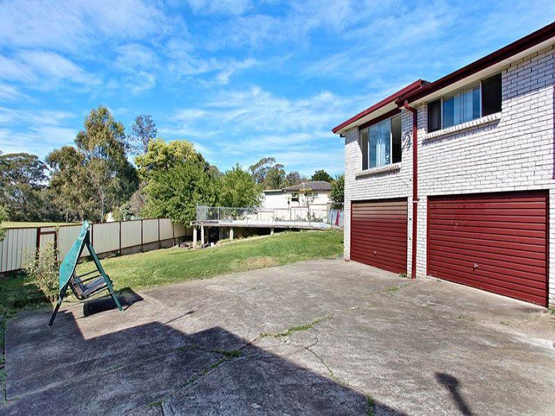 6 Mountain Cres, Mount Pritchard