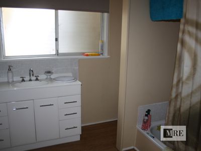 6 Outlook Drive, Jamieson