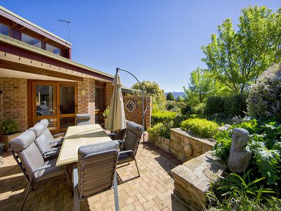 64 Carter Crescent, Calwell