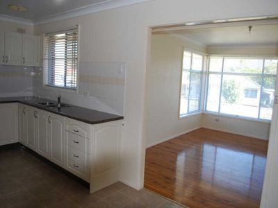 15 Beltana Avenue, Dapto