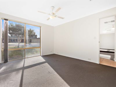 122 Glencoe Loop, Kinross