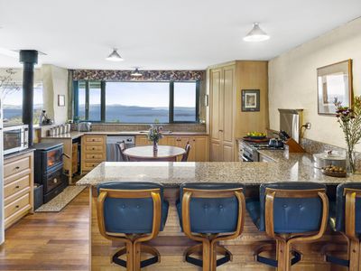 380 Dulcia Road, Gordon